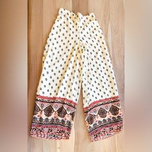 So beautiful hippie style